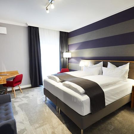 Hotel Garni Am Schloss Kottenheim Экстерьер фото