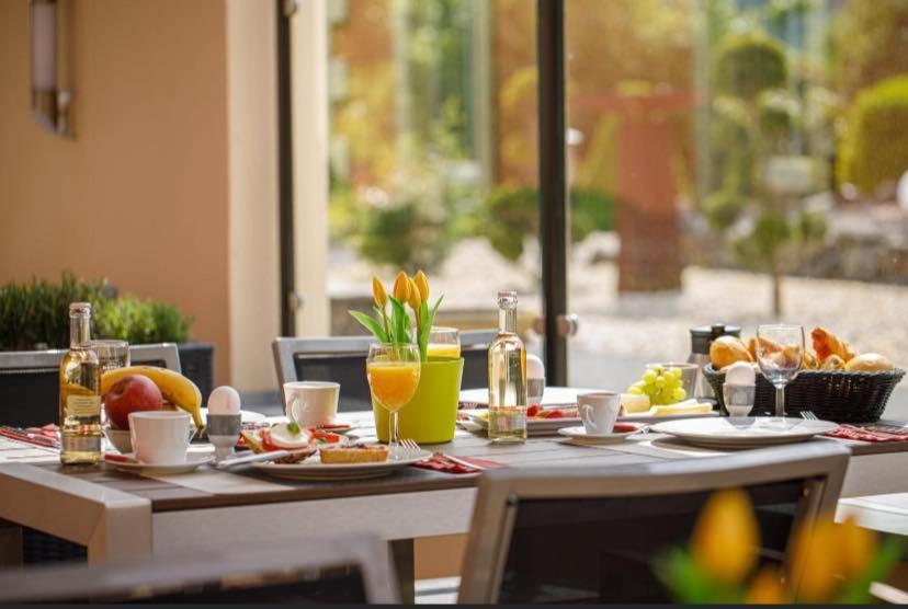 Hotel Garni Am Schloss Kottenheim Экстерьер фото