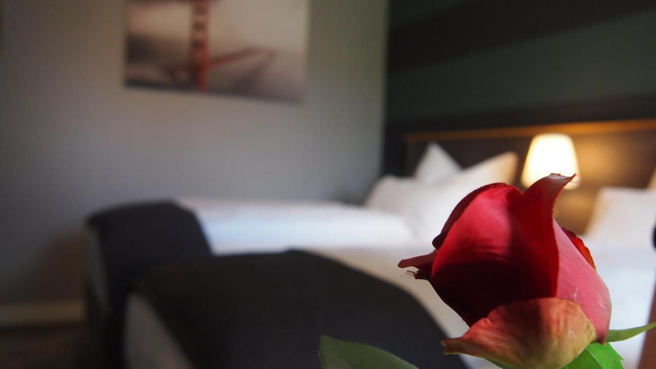 Hotel Garni Am Schloss Kottenheim Экстерьер фото