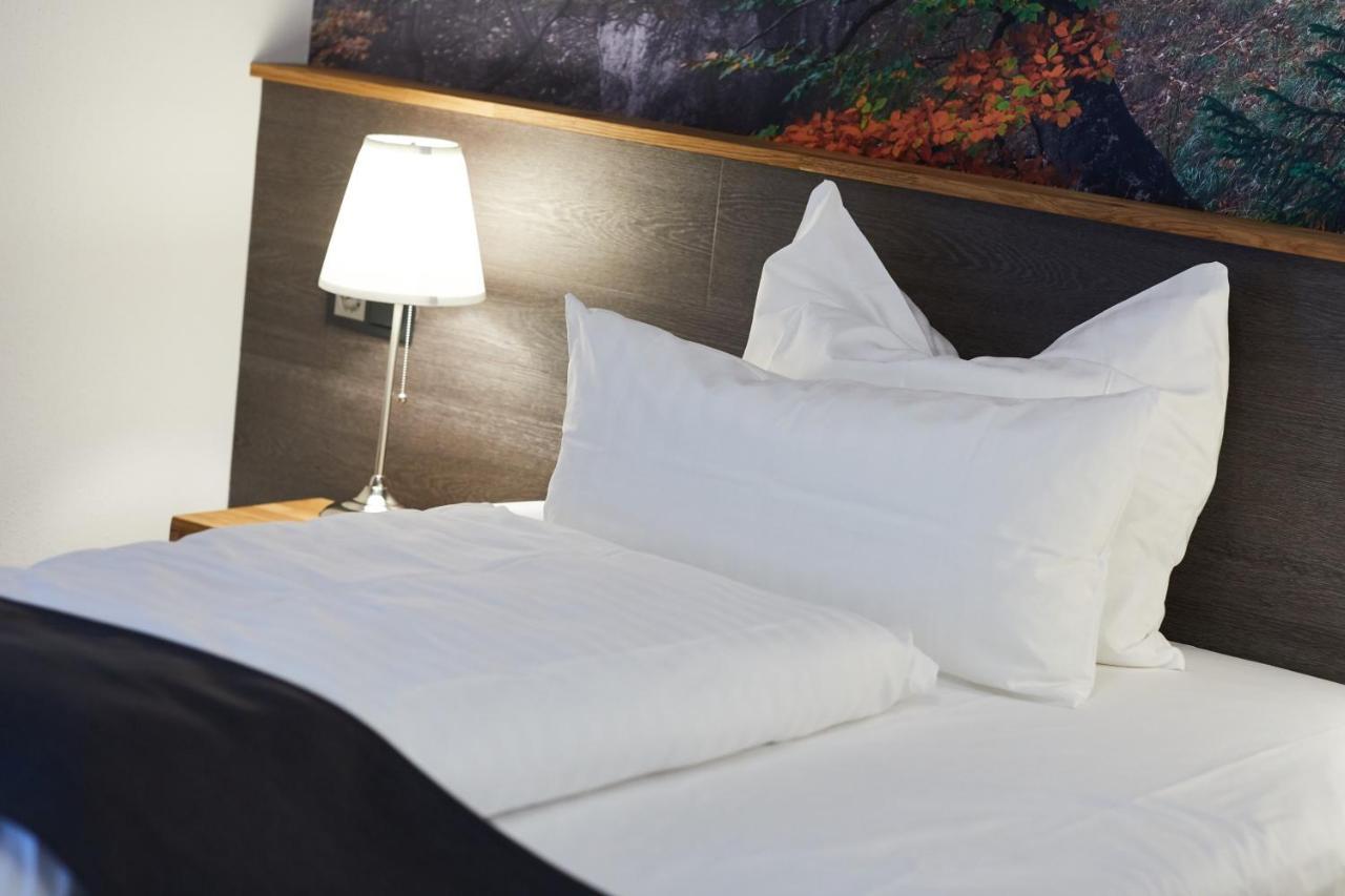 Hotel Garni Am Schloss Kottenheim Экстерьер фото